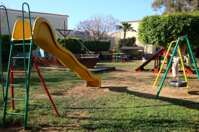 Imagen general del Hotel Malama Beach Holiday Village. Foto 16