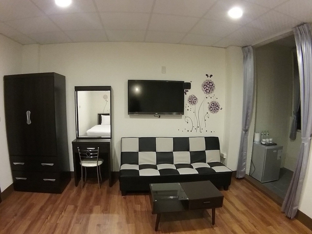 Imagen de la habitación del Hotel Malaya Guesthouse. Foto 11