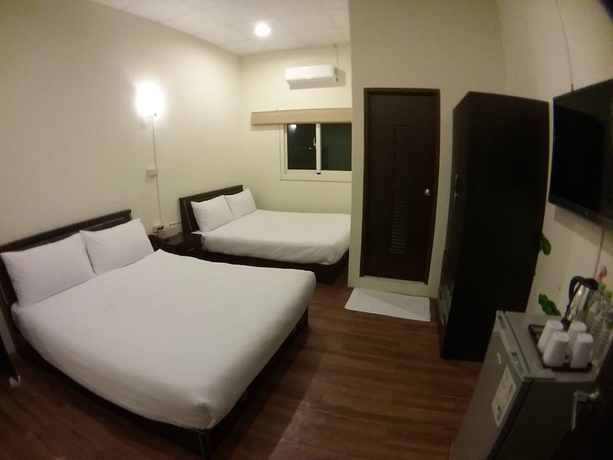Imagen de la habitación del Hotel Malaya Guesthouse. Foto 12
