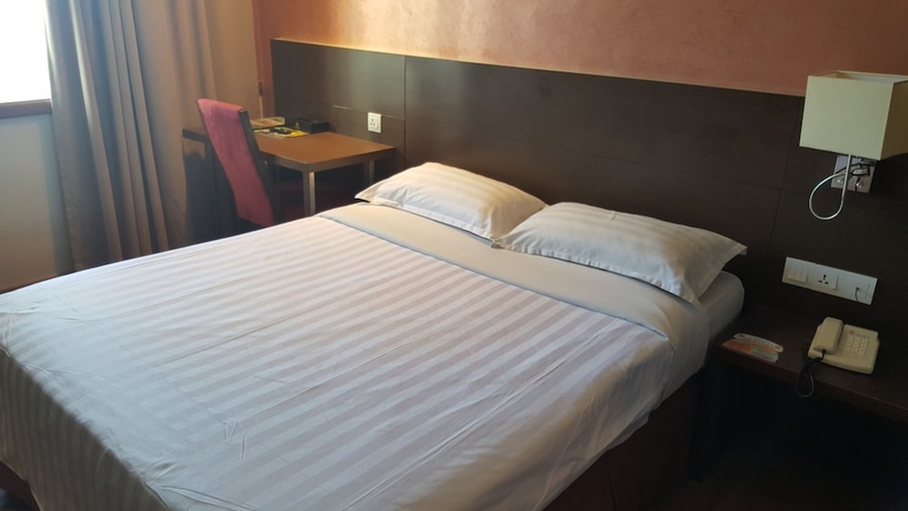 Imagen de la habitación del Hotel Malaysia. Foto 3