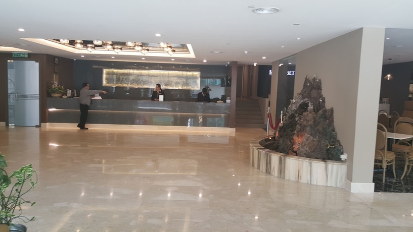 Imagen de los interiores del Hotel Malaysia. Foto 14