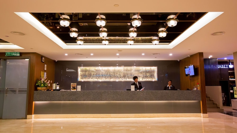 Imagen de los interiores del Hotel Malaysia. Foto 15