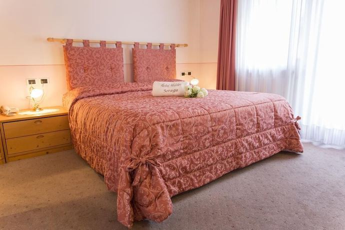 Imagen de la habitación del Hotel Malder. Foto 4