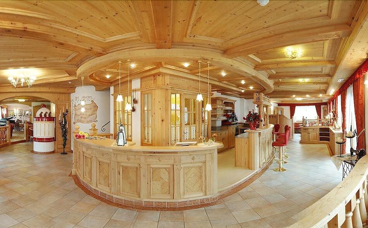 Imagen de los interiores del Hotel Malder. Foto 20