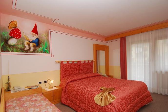 Imagen de la habitación del Hotel Malder. Foto 15