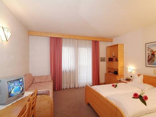 Imagen de la habitación del Hotel Malder, Soraga. Foto 3