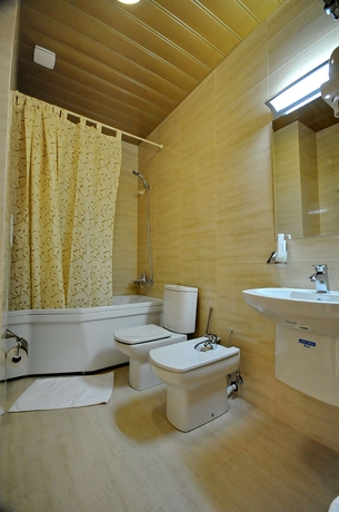 Imagen de la habitación del Hotel Maldini. Foto 11