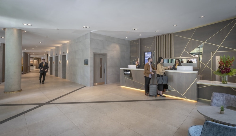 Imagen de los interiores del Hotel Maldron Glasgow City. Foto 18