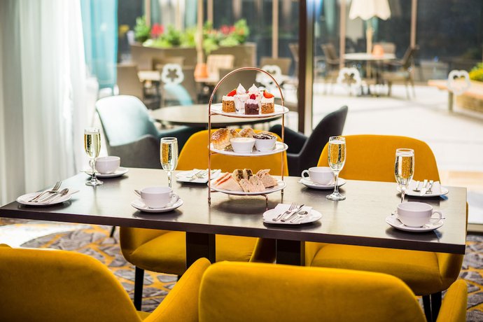 Imagen del bar/restaurante del Hotel Maldron Newcastle. Foto 2