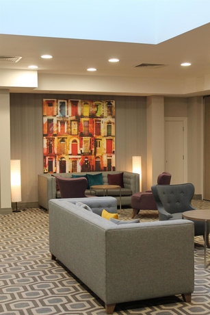 Imagen de los interiores del Hotel Maldron Pearse Street. Foto 10