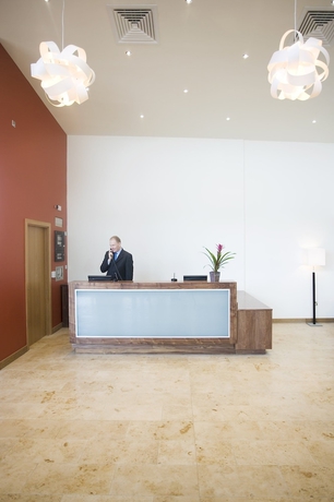 Imagen de los interiores del Hotel Maldron Portlaoise. Foto 11