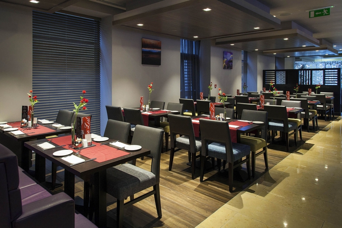 Imagen del bar/restaurante del Hotel Maldron Smithfield. Foto 4