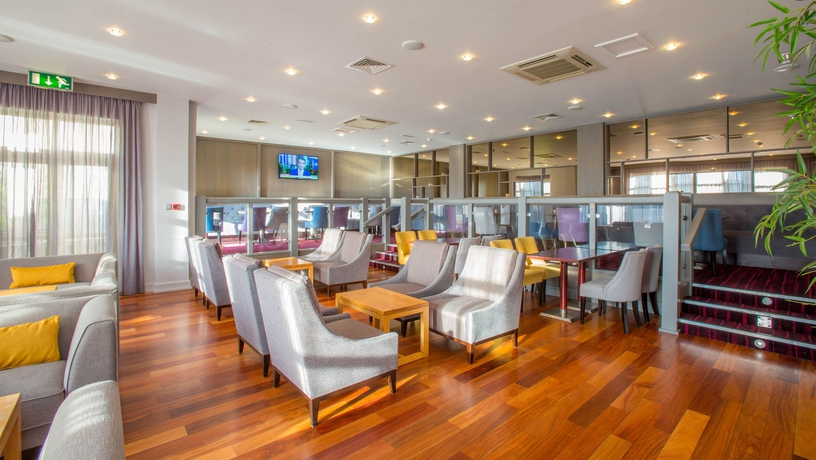 Imagen del bar/restaurante del Hotel Maldron Wexford. Foto 2