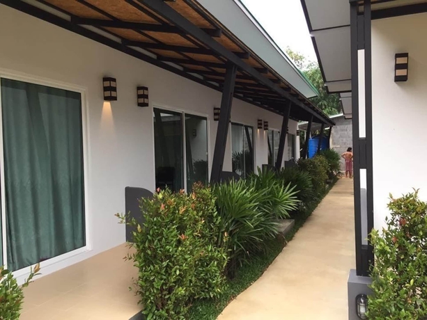 Imagen de los exteriores del Hotel Malee Sirin Old Town Resort. Foto 14