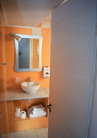 Imagen de la habitación del Hotel Malemi Organic. Foto 13