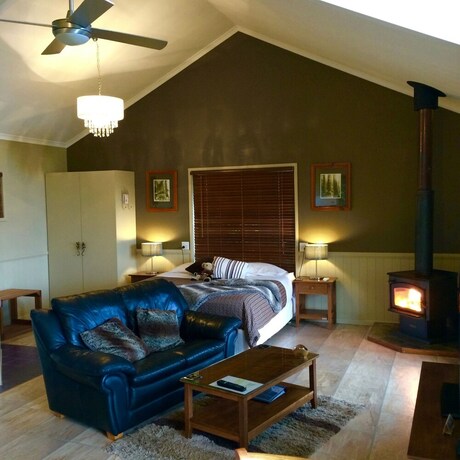Imagen de la habitación del Hotel Maleny Luxury Cottages. Foto 23