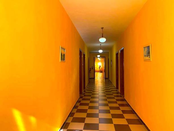 Imagen de los interiores del Hotel Mali i Robit. Foto 19