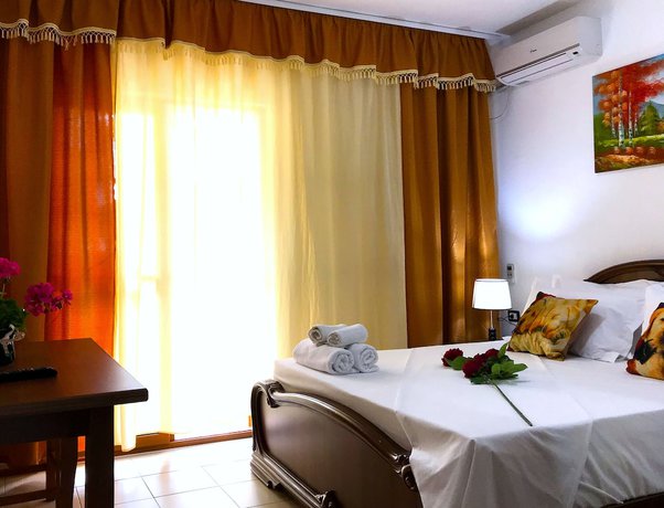 Imagen de la habitación del Hotel Mali i Robit. Foto 11
