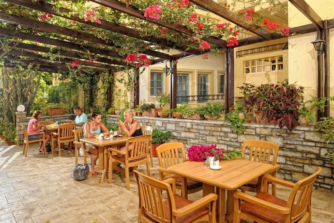 Imagen general del Hotel Malia Mare. Foto 15