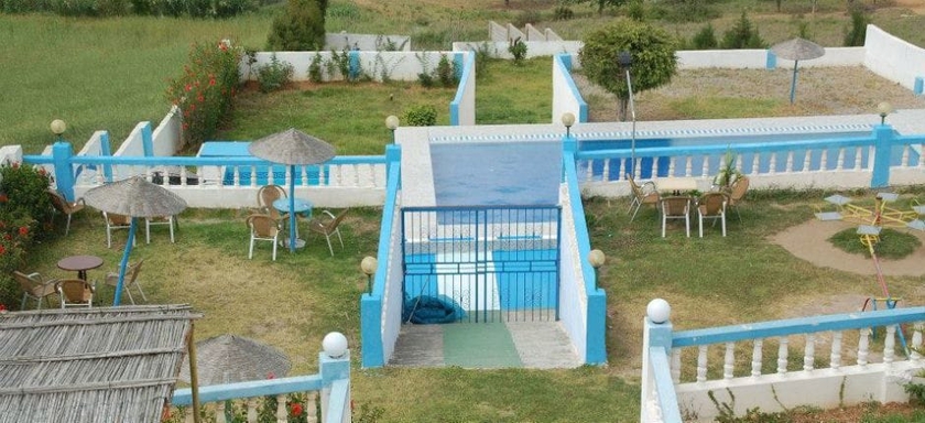 Imagen de la piscina del Hotel Maliana Star. Foto 16