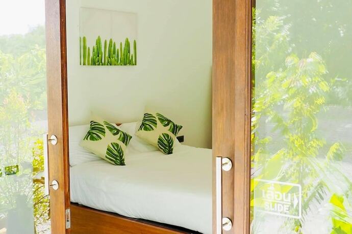 Imagen de la habitación del Hotel Maliblue resort khanom. Foto 18