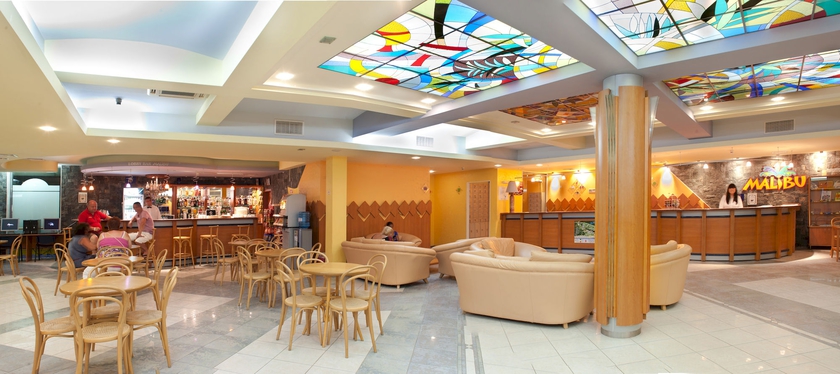 Imagen de los interiores del Hotel Malibu, Albena. Foto 7