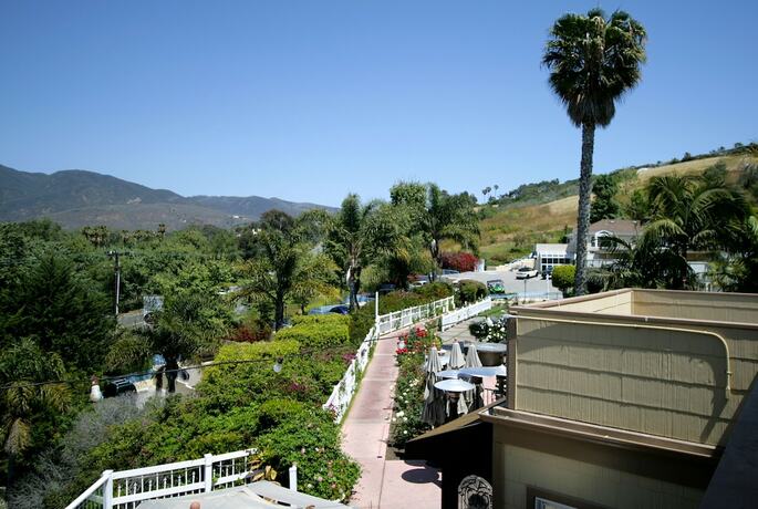 Imagen general del Hotel Malibu Country Inn. Foto 1