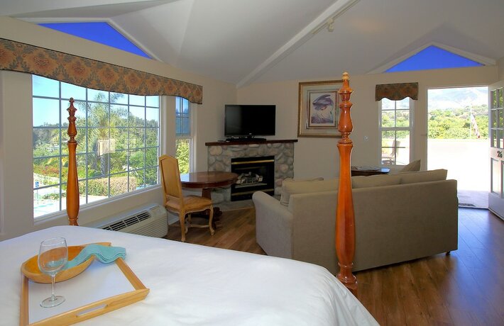 Imagen de la habitación del Hotel Malibu Country Inn. Foto 18