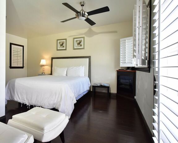 Imagen general del Hotel Malibu Country Inn. Foto 8