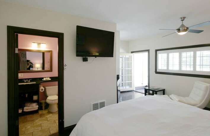 Imagen general del Hotel Malibu Country Inn. Foto 10