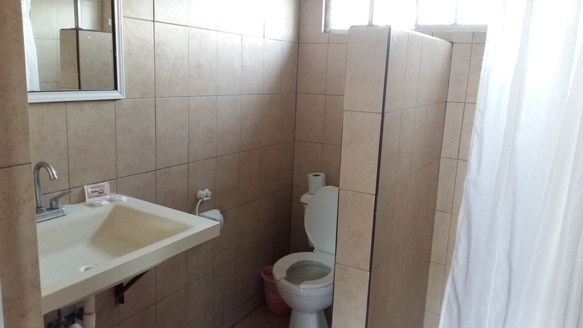 Imagen de la habitación del Hotel Malibu Guaymas. Foto 6