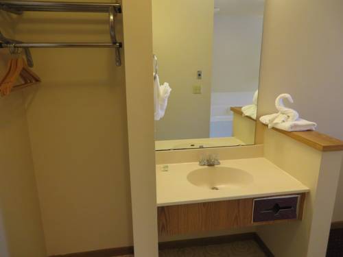 Imagen de la habitación del Hotel Malibu Inn, Wisconsin Dells. Foto 6