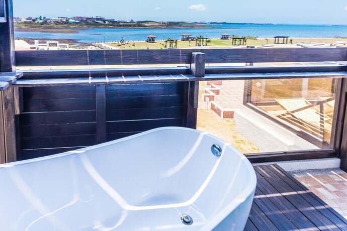 Imagen de la habitación del Hotel Malibu Oceanview Homestay. Foto 17