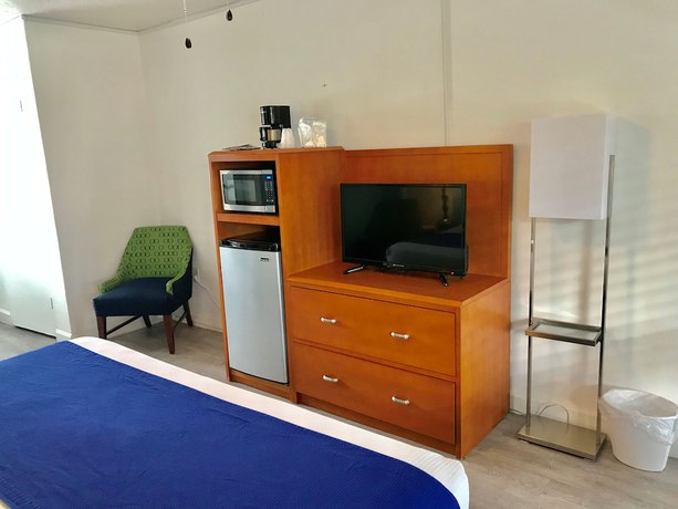 Imagen de la habitación del Hotel Malibu Resort Motel. Foto 16