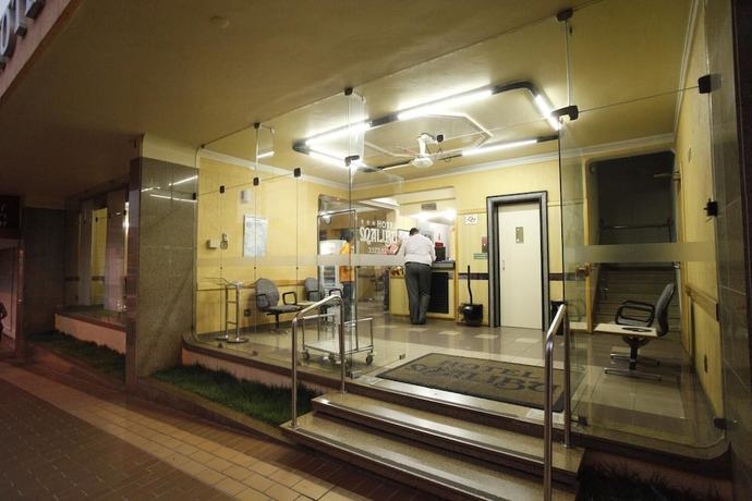 Imagen de los interiores del Hotel Malibu, Sao Carlos. Foto 15