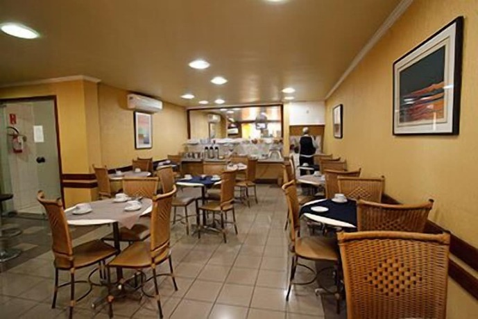 Imagen general del Hotel Malibu, Sao Carlos. Foto 1