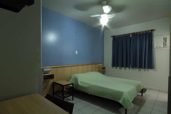 Imagen de la habitación del Hotel Malibu, Sao Carlos. Foto 13