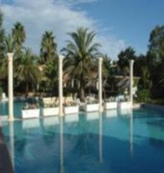 Imagen general del Hotel Malibu Village. Foto 5