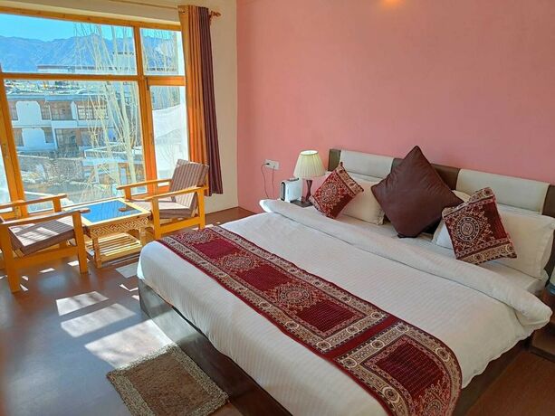 Imagen general del Hotel Malik Residency. Foto 4