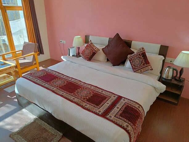 Imagen general del Hotel Malik Residency. Foto 10