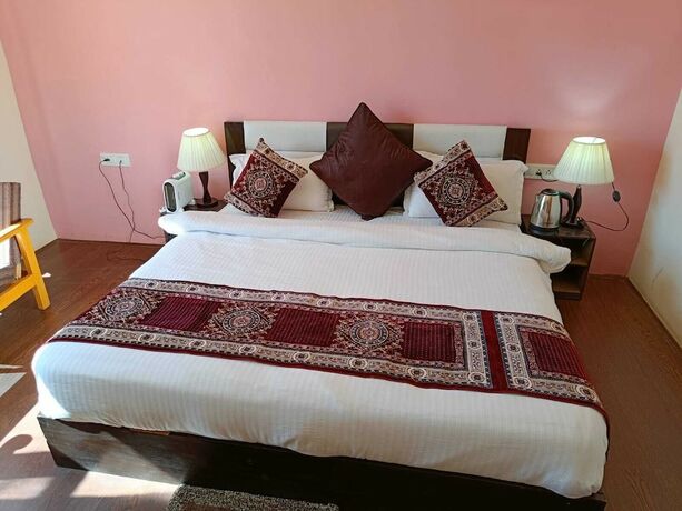 Imagen general del Hotel Malik Residency. Foto 17