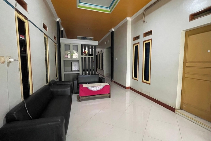 Imagen de los interiores del Hotel Malinda Pangandaran. Foto 15