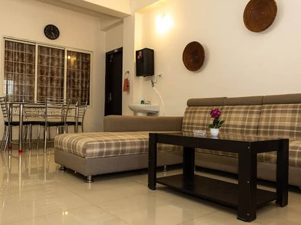 Imagen de los interiores del Hotel Malini Homes - Food and Lodging. Foto 13