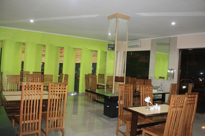 Imagen del bar/restaurante del Hotel Malioboro Inn Solo. Foto 4