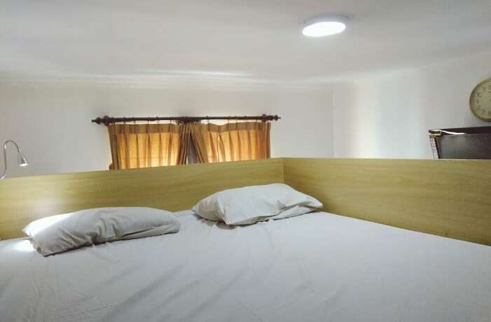 Imagen de la habitación del Hotel Malioboro Inn Yogyakarta. Foto 28