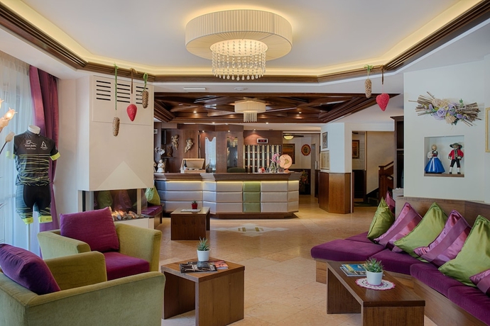 Imagen de los interiores del Hotel Malita. Foto 15