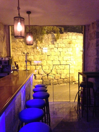 Imagen del bar/restaurante del Hotel Malka. Foto 6