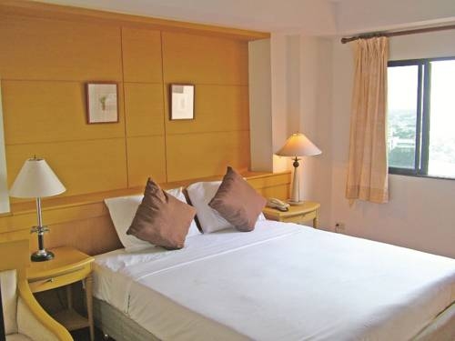 Imagen general del Hotel Mall Suites Express. Foto 7