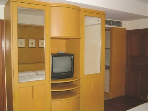 Imagen general del Hotel Mall Suites Express. Foto 14