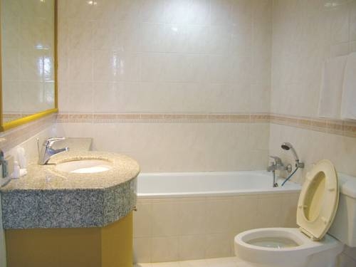 Imagen general del Hotel Mall Suites Express. Foto 15